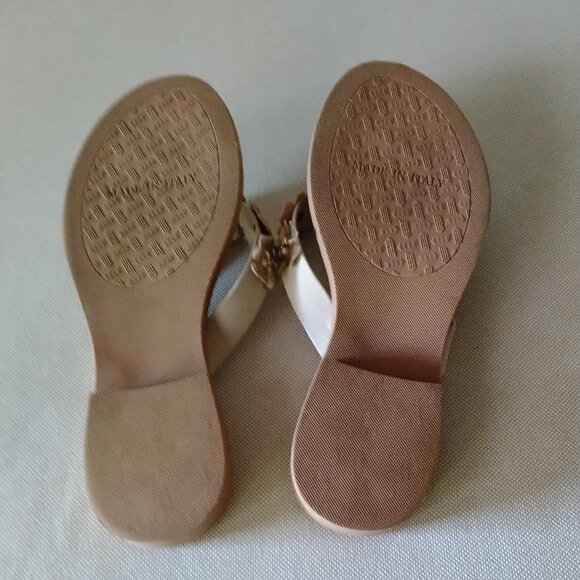 Italian Floral Sandals - Cream with Silver-Gold flowers - Picture 9 of 9